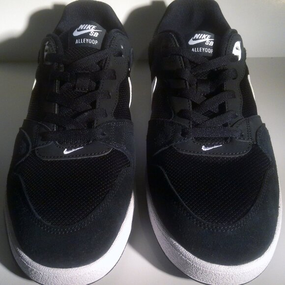 Size 13 - Nike ALLEYOOP SB Black White New in box Retail $75 - Picture 1 of 10